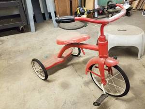lot 451 image: Vintage Tricycle