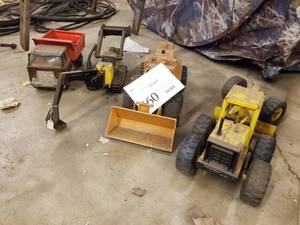 lot 460 image: Lot of (4) Vintage Metal Toy Collectibles - Grader, Dump Truck, End Loader, Excavator