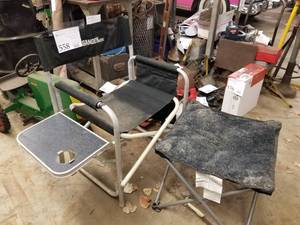 lot 558 image: Gander Mtn Camp Chair with Side Table and Foot Rest