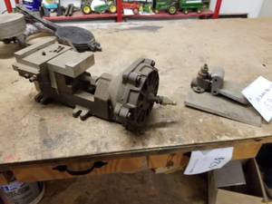 lot 15B image: W. R. Brown Air Solenoid Pedal and Vise