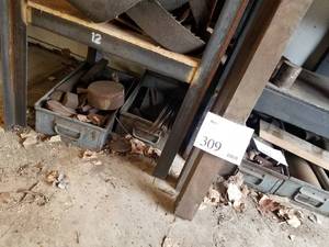 lot 309 image: Lot of (2) 2x2x36, 2.5x2.5x27 Steel Bars, (2) Bins of Scrap Steel