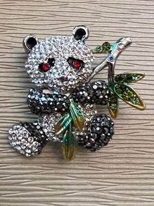 lot 126 image: Charming Sparkly Panda Bear Pendant