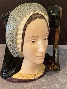 lot 40 image: Royal Doulton Ann Boleyn Toby Mug