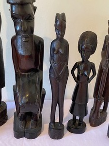 lot 55 image: Collection of Carved Wooden Figurines