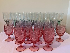 lot 54 image: Variety of Colorful Stemware