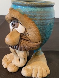 lot 83 image: Caricature Mug