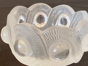 lot 87 image: Petite Lalique Dish
