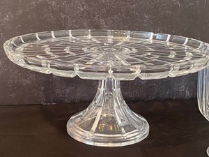 lot 99 image: Vintage Glassware Items including Cake Pedestal