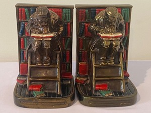 lot 97 image: Pair of 1920s G.S. Allen Bronze Scholar Figurine Bookends
