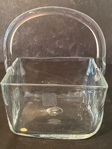 lot 104 image: Vintage Blenko Crystal Basket