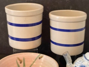 lot 108 image: Wonderful Pottery & Ceramic Items