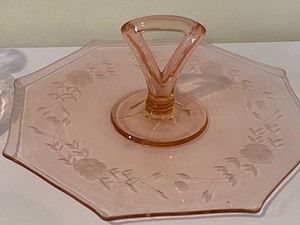 lot 114 image: Variety of Pink Depression Glassware