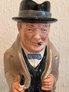 lot 223 image: Royal Doulton Winston Churchill  Mug