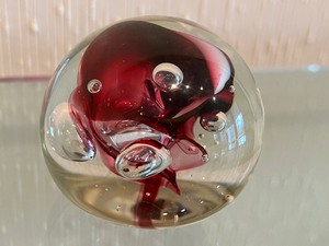 lot 211 image: Paperweight by KARG