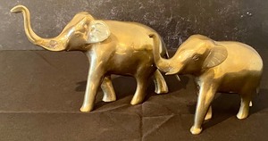 lot 231 image: Two Vintage Brass Elephant Figurines