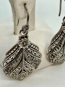 lot 293 image: Artisan Gem Collection Bali Sterling Filigree Dangle Earrings