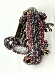 lot 307 image: Off Park Collection Very Fun Lizard Watch