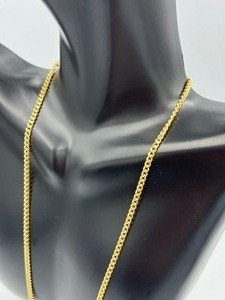 lot 330 image: 18k Chain