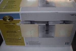 2 lamp vanity fixture