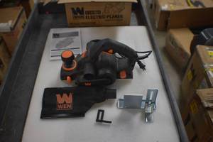 Electric hand planer