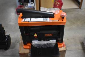 13 thickness planer