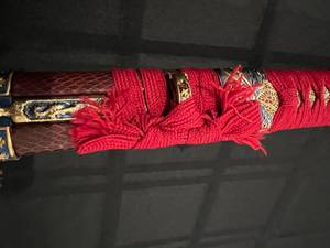 lot 5 image: Three Samurai Dragon Heads Katana & Scabbard