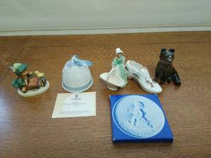Collection of Figurines & Decor