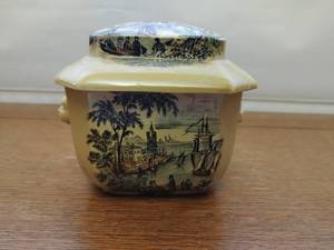 Royal Staffordshire Ceramics Asian Motif Covered Bowl Safe Harbor