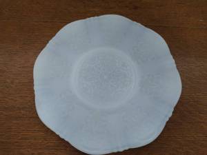 American Sweetheart 1930s Depression Opalescent White Milk Glass Plate