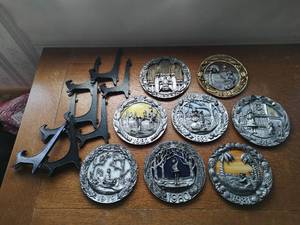 Eight Michael Ricker Plates