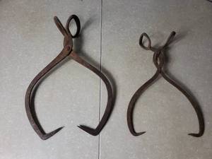 2 Ice Tongs