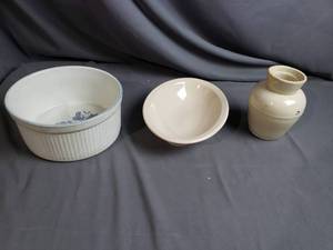 Stoneware Planter, Bowl and Snuff Jar