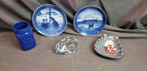 Cat Candle Holder, Cat Dish, 2 Royal Copenhagen Collector Plates