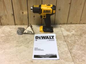 DEWALT 20-Volt MAX Cordless Compact Heat Gun with Flat &amp Hook Nozzle Attachments Tool Only Customer Returns See Pictures