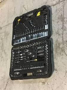 DEWALT Mechanics Tool Set (205-Piece) Customer Returns See Pictures