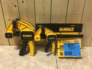 DEWALT Medium and Large Trigger Clamp (4-Pack) Customer Returns See Pictures