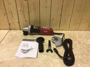 Flex 9 Amp Corded 5 in. Universal Angle Grinder Customer Returns See Pictures
