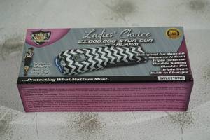 lot 87 image: NEW Street Wise Ladies Choice 21,000,000 Stun Gun with Alarm