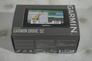 lot 88 image: Garmin Drive 52 Automotive GPS Receiver