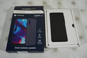 lot 30 image: Motorola Moto G Pure Unlocked Smartphone
