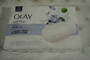 lot 132 image: Olay Notes of Water Lily Soap Bars - 16 Count