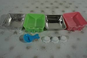 lot 190 image: NEW Pet Rodent Feeding Set