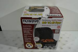 lot 171 image: NuWave Brio 3 Quart Digital Air Fryer