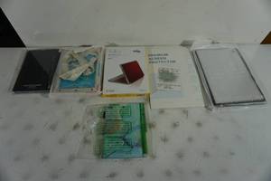 lot 247 image: Assorted Tablet Cases - Zagg, Screen Protector