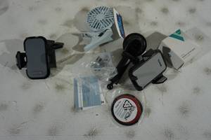 lot 259 image: Phone Mounts and Vehicle Accessories