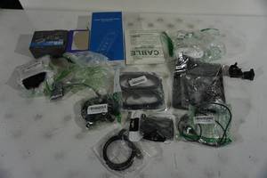 lot 261 image: Assorted Electronics Cables