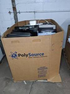 Huge Pallet of Computer Monitors (Pre-Owned)
