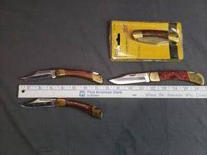 4 Lockback Folding Knives