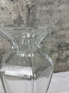 lot 25 image: Gorham Sovereign Crystal Glass Vase