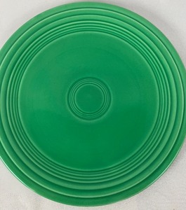 lot 86 image: Four Vintage Fiestaware Plates in Assorted Colors